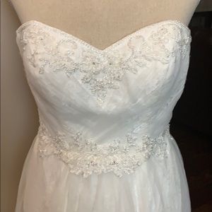Strapless Tulle Over Lace Wedding Dress Size 4
